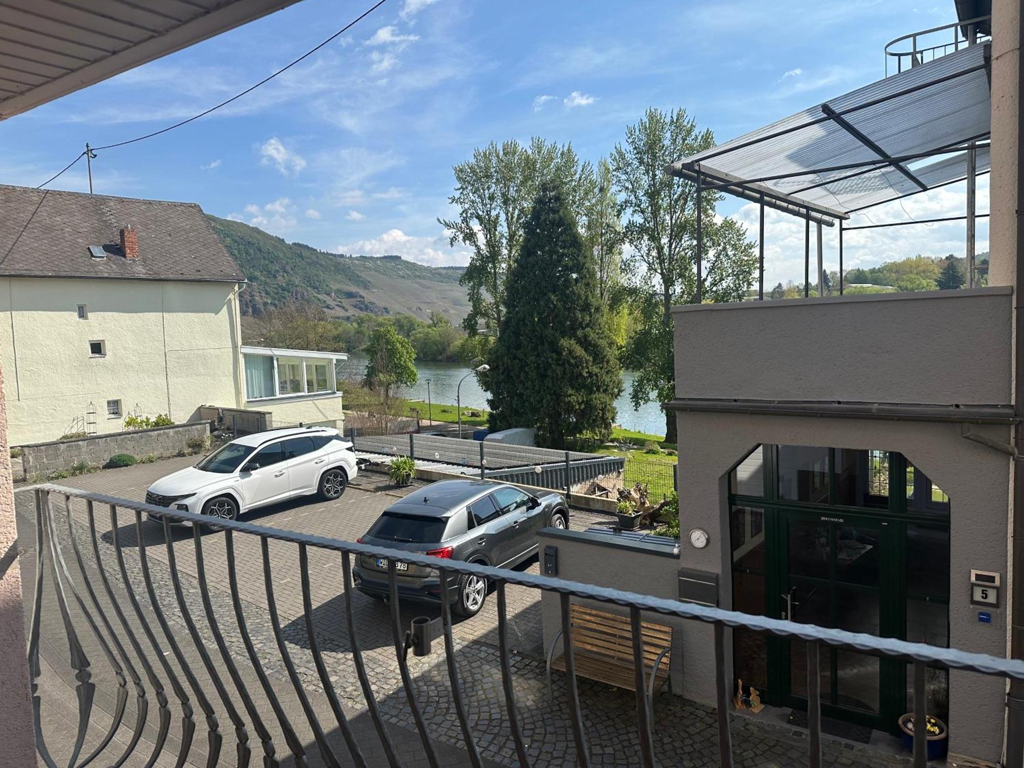 Weingut / Gaestehaus Gerlach Ürzig Buitenkant foto
